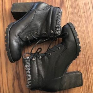 Steve Madden Boots